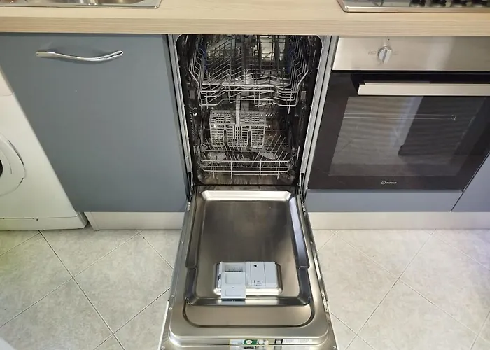 Апартаменти Botticelli Sea *